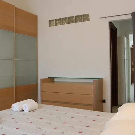 Design Canal Apartment Corsico Extérieur photo